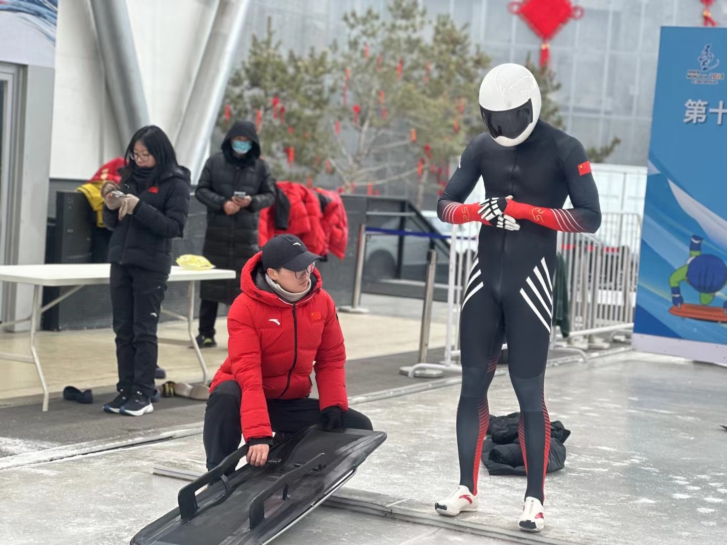 奥地利雪车选手速度惊人,勇夺金牌的简单介绍 奥地利雪车选手速度惊人,勇夺金牌的简单介绍