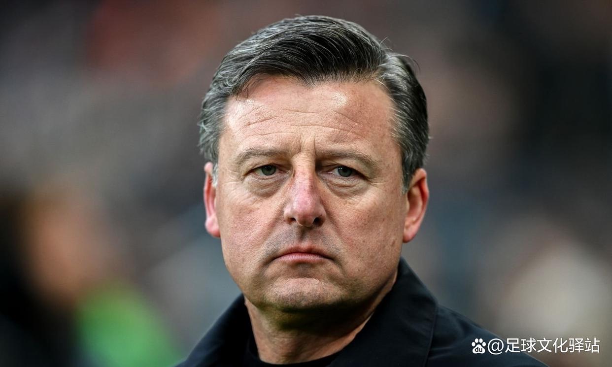 乌迪内斯球员向球迷发表战前感言