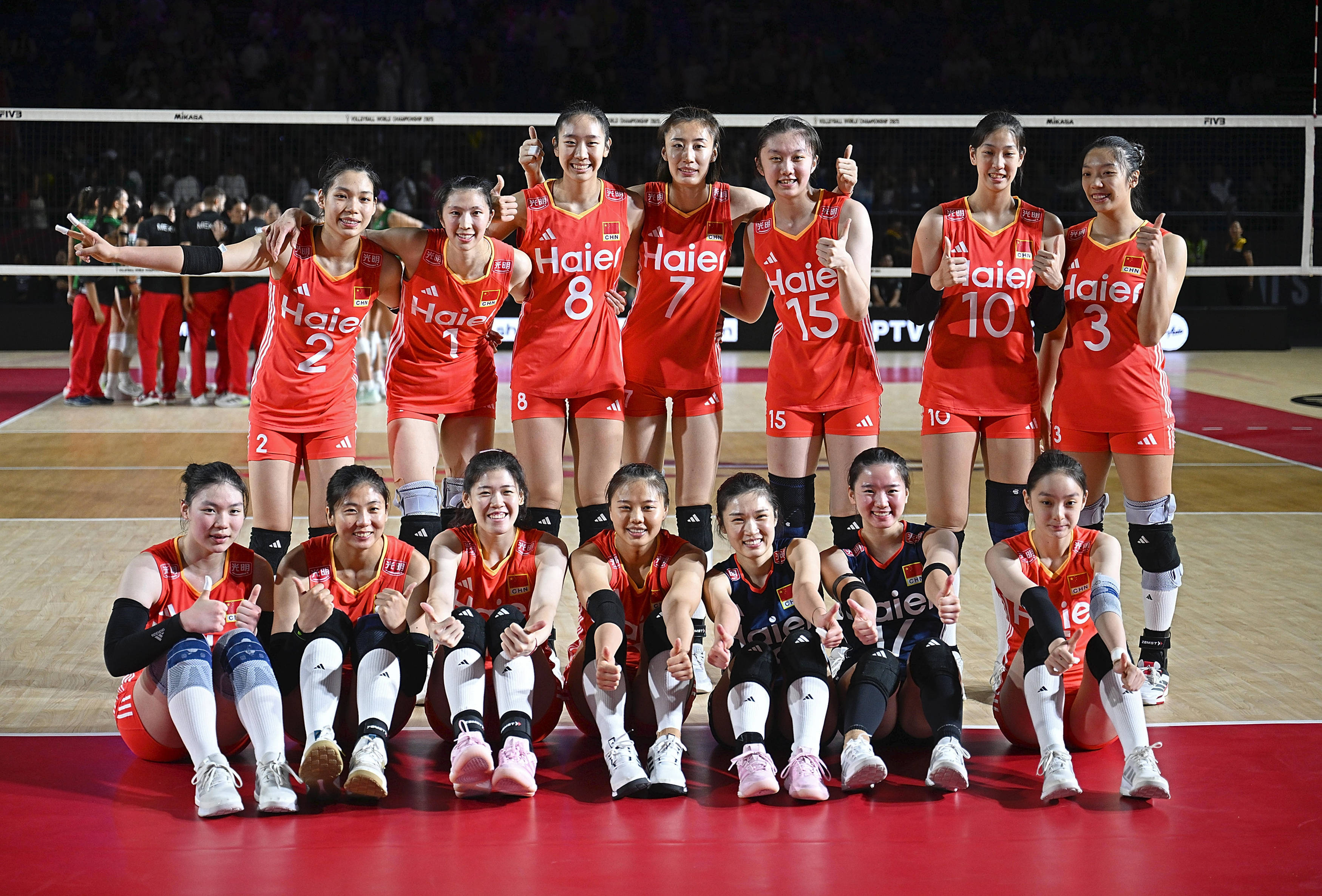 雷火电竞亚洲先驱-墨西哥代表队在混合双打中取得胜利