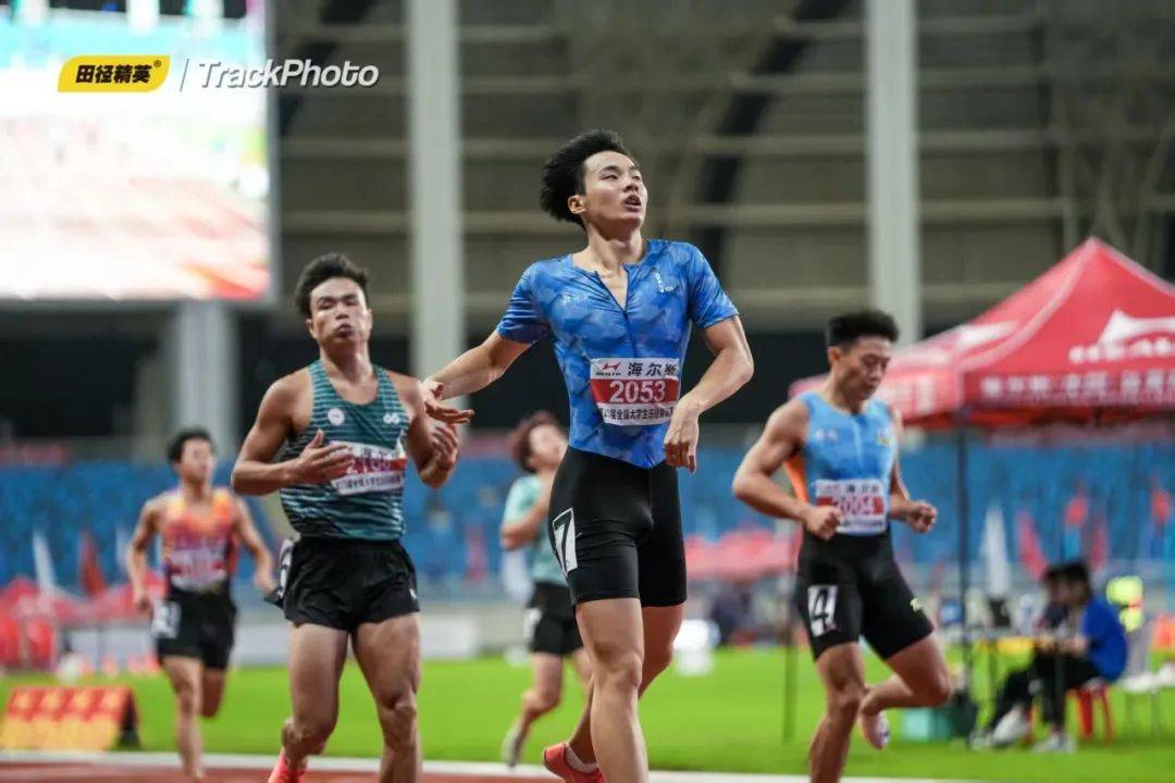 中国选手在田径比赛中获得佳绩