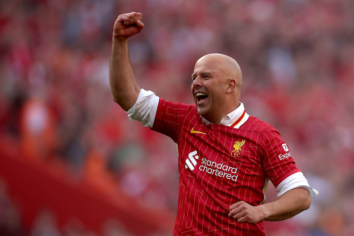 利物浦客场胜出,保持不败战绩 利物浦客场胜出,保持不败战绩