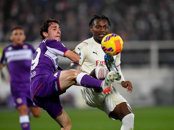 包含佛罗伦萨主场告负，保级形势严峻的词条