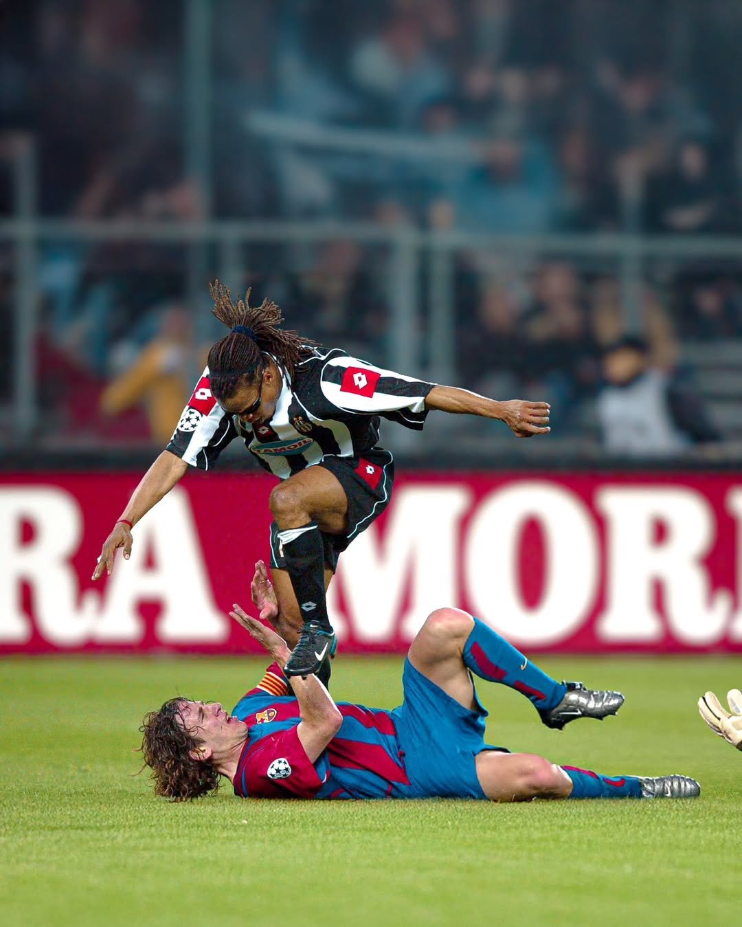 巴塞罗那客场战胜尤文,继续压制皇马 巴塞罗那客场战胜尤文,继续压制皇马