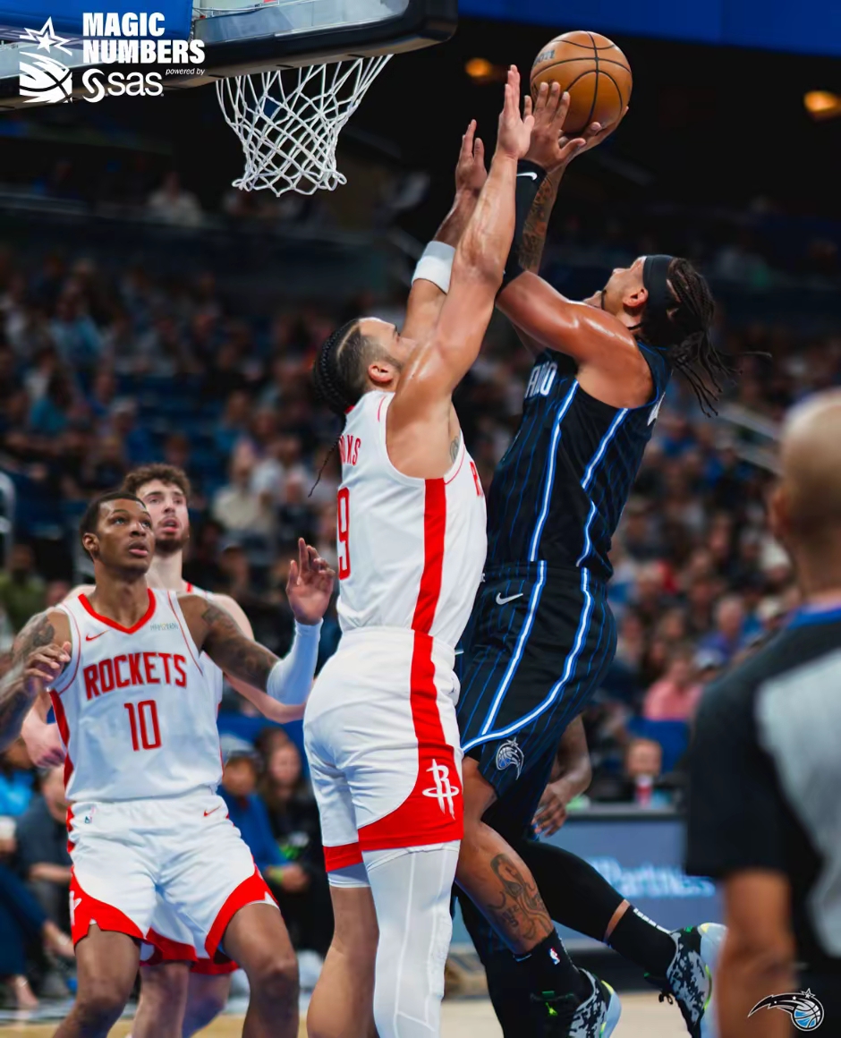 火箭翻盘快船，武切维奇高光表现的简单介绍