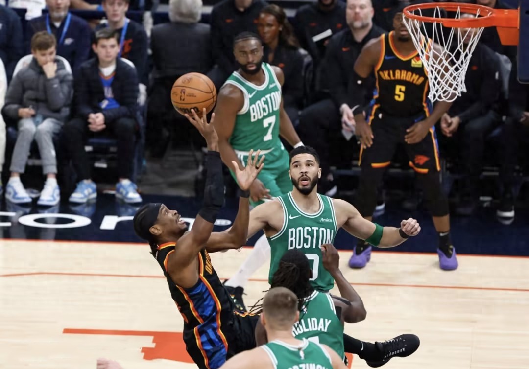 篮网成功逆转凯尔特人，豪取季后赛首胜