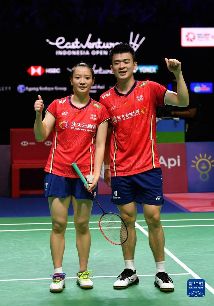 印度队力克中国队，郑思维惊艳四座