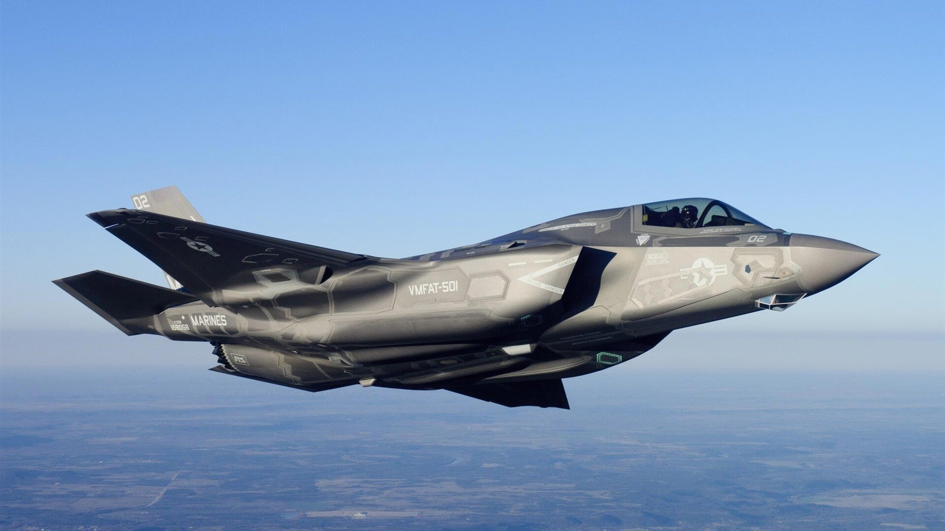 雷火电竞app-东方鹰眼对阵西方狂飙，杰伦·格林如何用教科书表现重塑比赛逻辑？