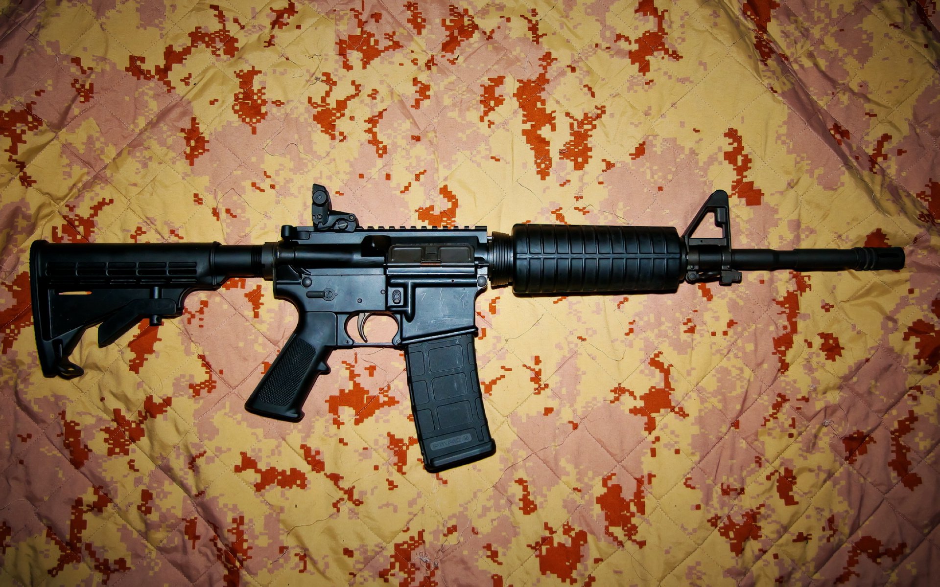 两个宇宙，同一片星空，欧冠与字母哥如何撕裂时空