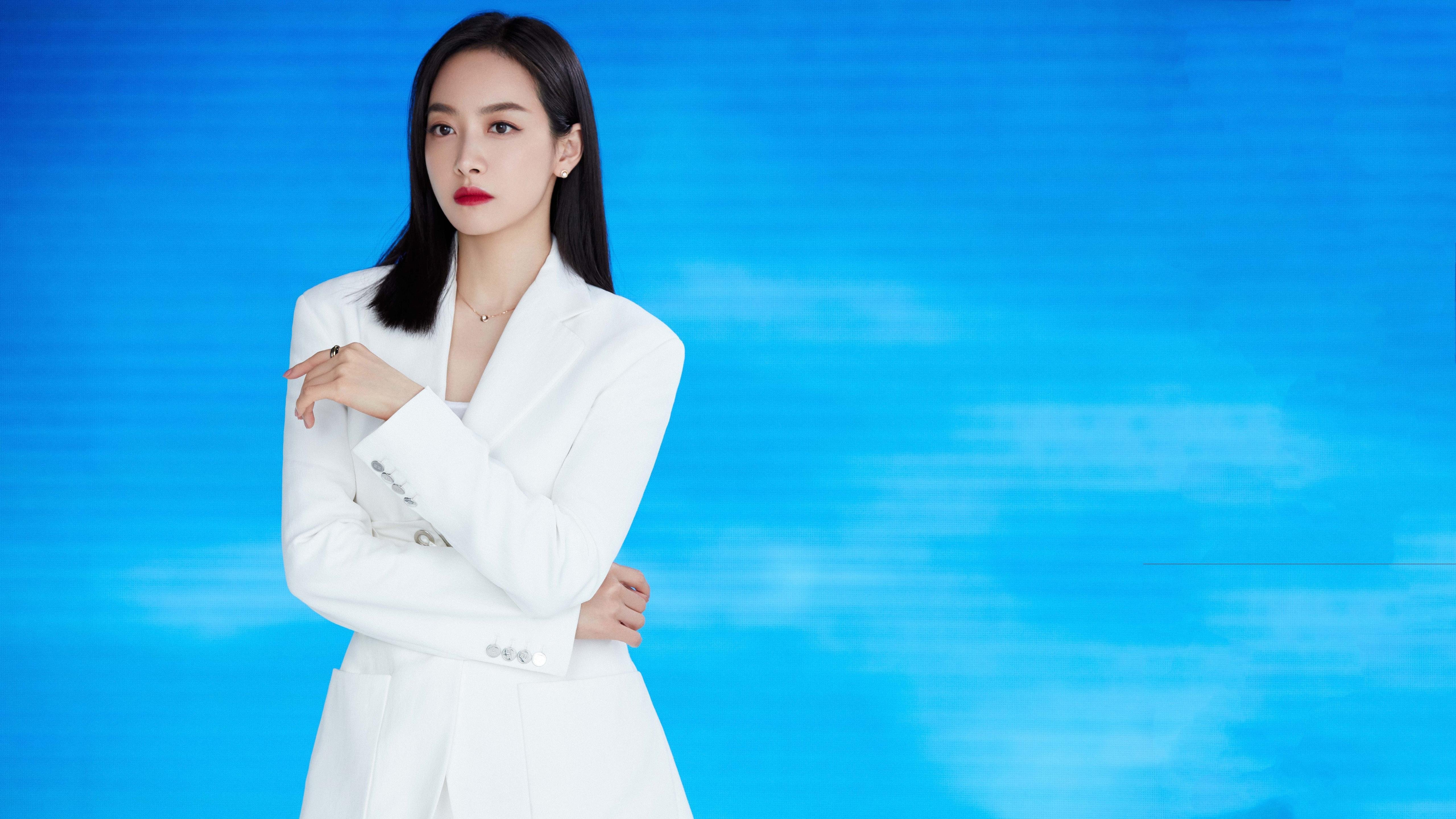 蓝白风暴席卷波斯湾,2026世界杯H组焦点战,秘鲁碾压韩国,贝林厄姆用节奏定义比赛